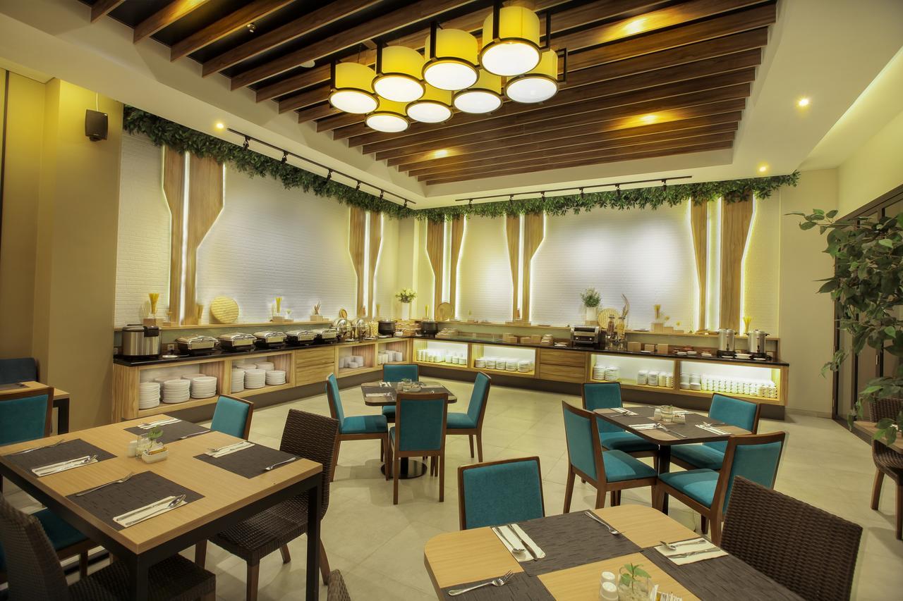 Montana Premier Senggigi Otel Dış mekan fotoğraf
